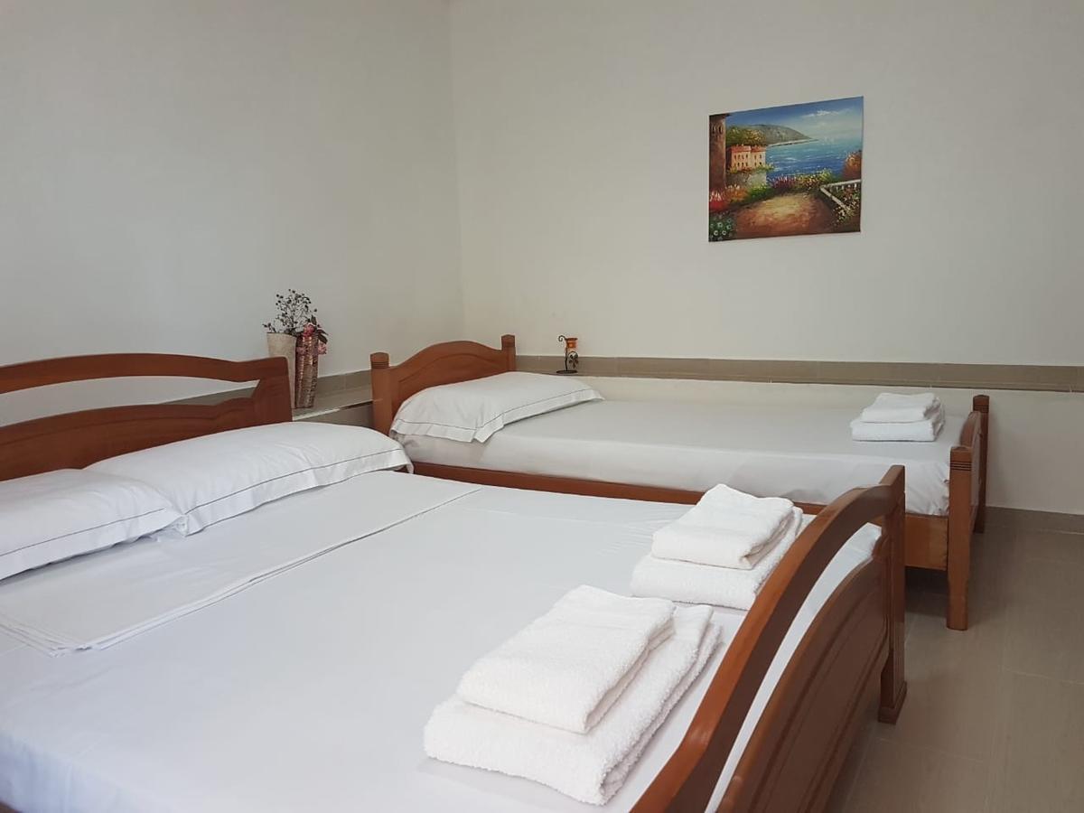 Vila Alikaj Sarandë Exterior foto